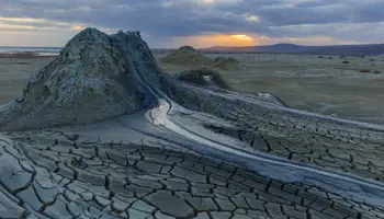 BAKÚ / GOBUSTAN / BAKÚ