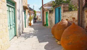 LÁRNACA / TROODOS / LÁRNACA