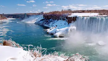 TORONTO / NIÁGARA (125 KM)