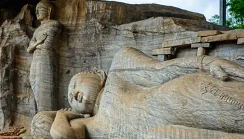 SIGIRIYA / POLONNARUWA / SIGIRIYA