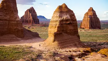 MOAB / CAPITOL REEF / TORREY (256 KM)