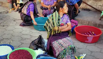 LA ANTIGUA / CHICHICASTENANGO / LAGO ATITLÁN / CIUDAD DE GUATEMALA