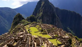 MACHU PICCHU PUEBLO / CUZCO