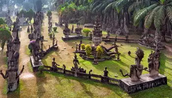 VIENTIANE (PARQUE DEL BUDA)