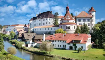 OLOMUC / JINDRICHUV HRADEC / CESKE BUDEJOVICE