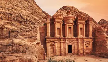 PETRA (TUMBAS REALES / AL SIQ OSCURO)