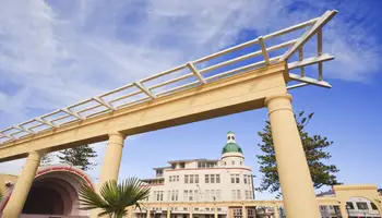 ROTORUA/P.N. UREWERA/NAPIER (320 KM - 6.30 HRS.)