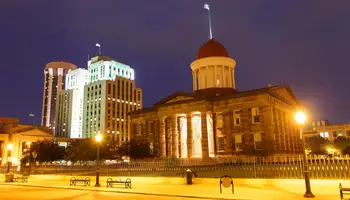 CHICAGO / SPRINGFIELD, IL (330 KM)