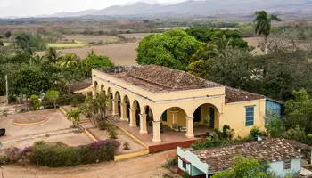 TRINIDAD/SANTA CLARA/HABANA