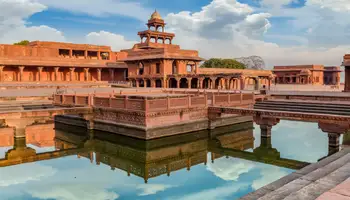 JAIPUR / FATEHPUR SIKRI / AGRA