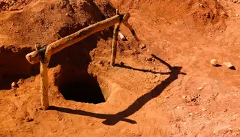 ISALO/MINAS DE ZAFIRO/ POBLADO BARA/ISALO