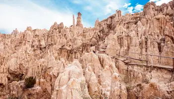 UYUNI / LA PAZ (CIUDAD MARAVILLA)