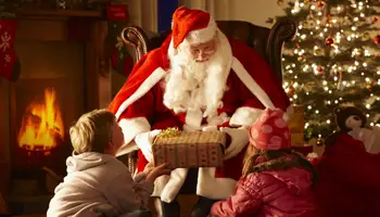 RUKA: SAFARI EN MOTO DE NIEVE Y ENCUENTRO CON SANTA CLAUS