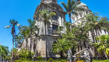 ST. LUCIA / DURBAN / CIUDAD DEL CABO