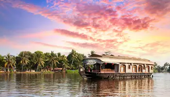 KUMARAKOM / ALLEPEY / COCHIN (KERALA)