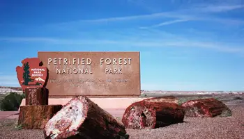 GALLUP / PETRIFIED FOREST NATIONAL PARK / HOLBORRK / JOSEPH CITY / WINSLOW (206 KM)
