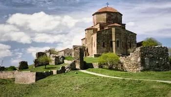 TIBLISI / MTSJETA / GORI / UPLISTSIJE / GUDAURI