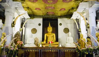 KANDY / PERADENIYA / KANDY