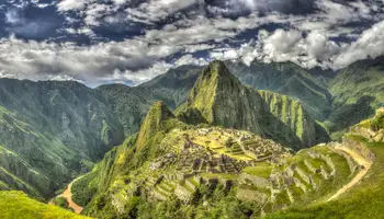 MACHU PICCHU PUEBLO / CUZCO