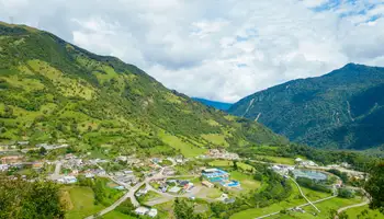 QUITO (VISITA TERMAS DE PAPALLACTA) / AMAZONÍA
