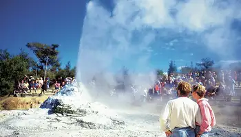 PENÍNSULA DE COROMANDEL – ROTORUA (215 KMS)