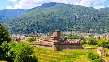 LUGANO / BELLIZONA / GIORNICO / ZÚRICH (210 KM)