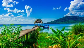 LIVINGSTON / RÍO DULCE / ÁREA DE PETÉN (FLORES)