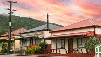 FRANZ JOSEF / GREYMOUTH (180 KM)