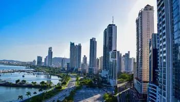 CIUDAD DE PANAMÁ (TRÁNSITO PARCIAL CANAL DE PANAMÁ)