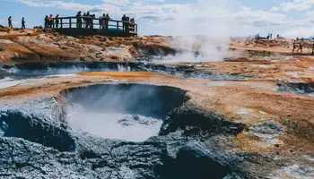 AKUREYRI / GOÐAFOSS / LAGO MYVATN / AKUREYRI