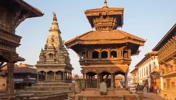 KATMANDÚ (BHAKTAPUR / BOUDHANATH / PASUPATINATH)