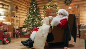 RUKA: SAFARI EN MOTO DE NIEVE Y ENCUENTRO CON SANTA CLAUS