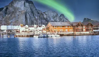 ISLAS LOFOTEN / HARSTAD