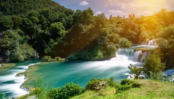 SIBENIK / PARQUE NACIONAL DE LAS CASCADAS DE KRKA / SIBENIK