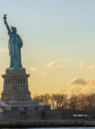 Nueva York y Algo Más