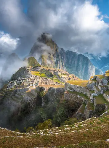 Machu Picchu y Crucero de Lujo por el Amazonas 2025