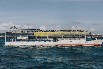 BOAT PARTY ISLA MUJERES