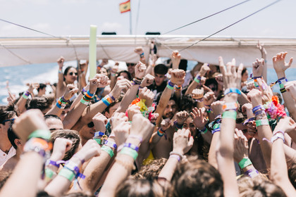CATAMARAN PARTY + THIS IS MALLORCA