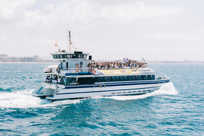 CATAMARAN PARTY + THIS IS MALLORCA