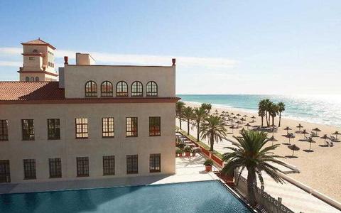 LE MERIDIEN RA BEACH HOTEL & SPA
