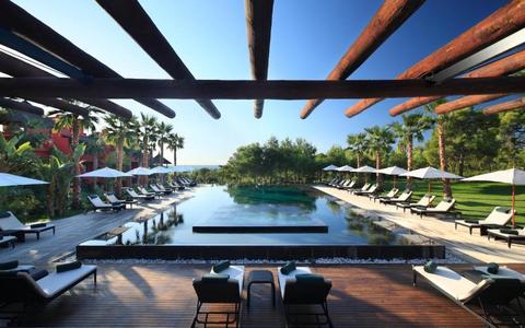 ASIA GARDENS HOTEL & THAI SPA