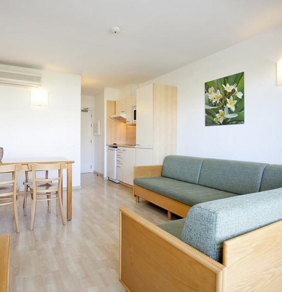 APARTAMENTOS LES DALIES 3*