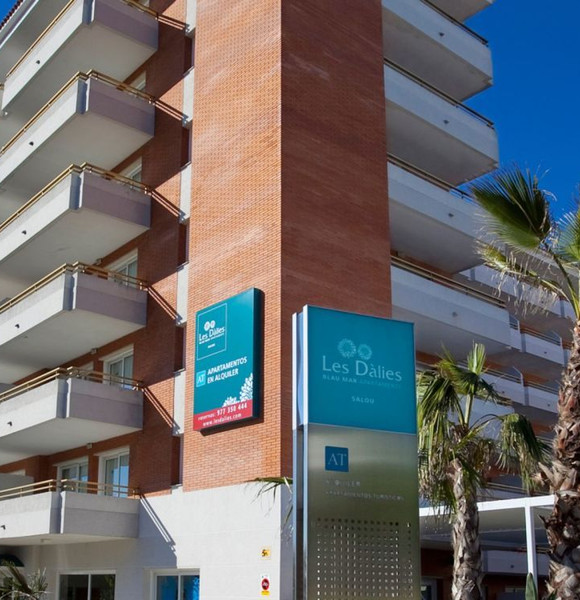 APARTAMENTOS LES DALIES 3*