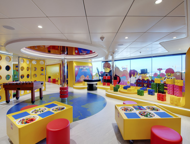 Ship gallery