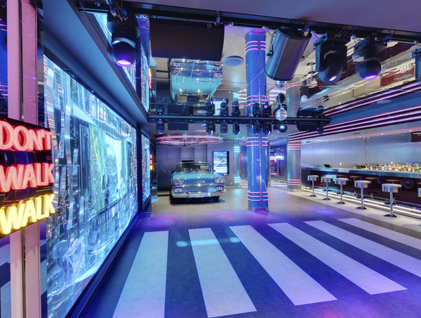 Ship gallery