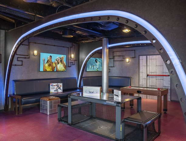 Ship gallery