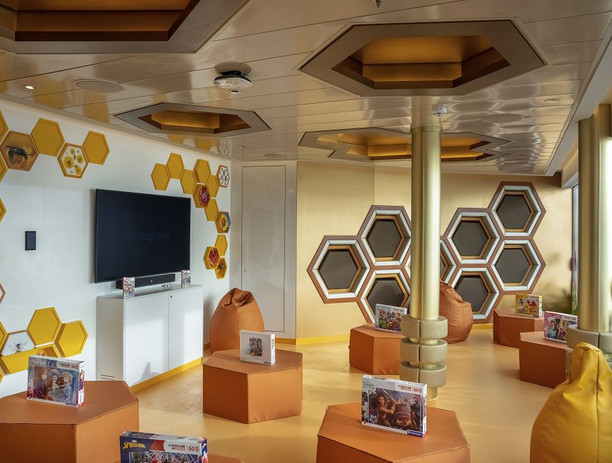 Ship gallery