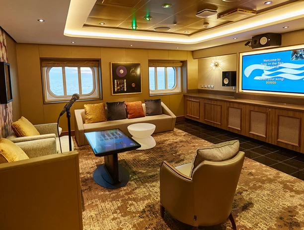 Ship gallery