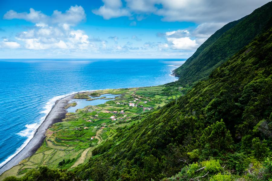 São Jorge, das fajãs aos queijos