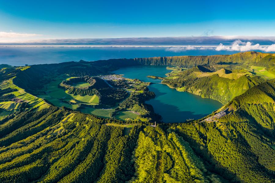 Sete Cidades e plantação de ananases